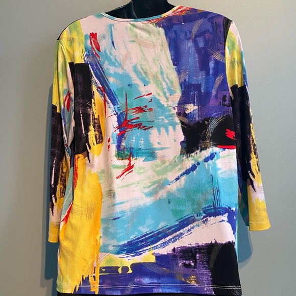 🛑 4/$25 TanJay Multi-Color Abstract Print Top - Picture 3 of 9